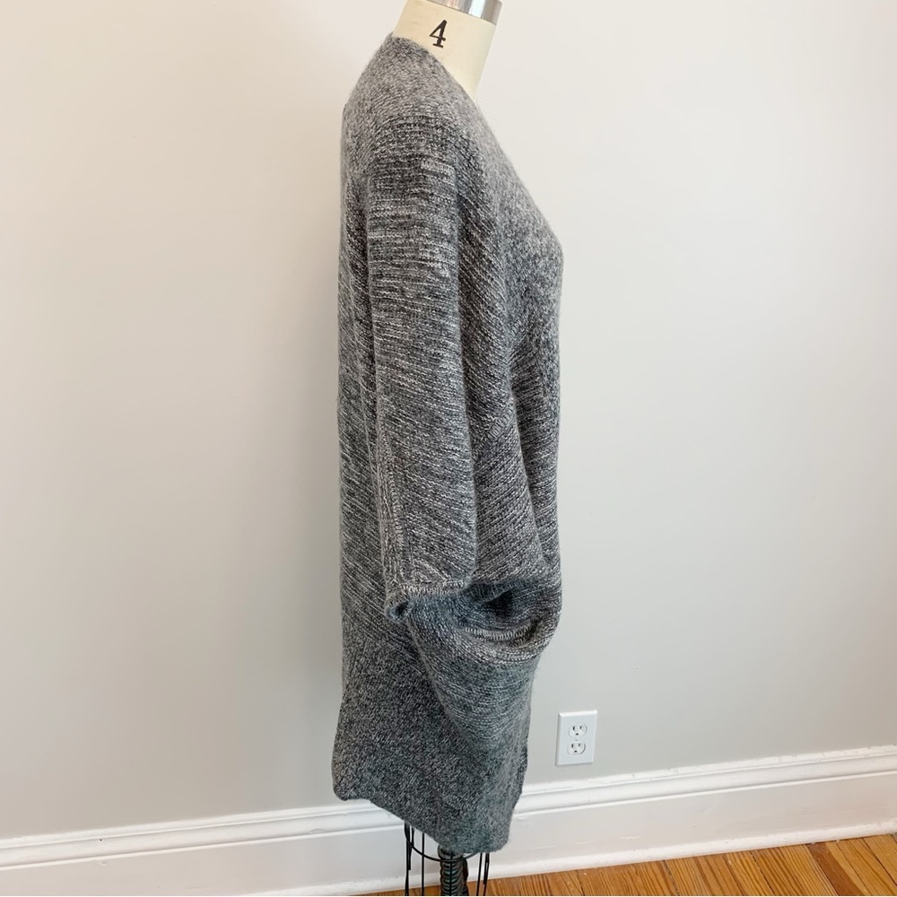 Aritzia Babaton Cocoon Javier Sweater Cardigan Black Size S/M - Picture 6 of 10
